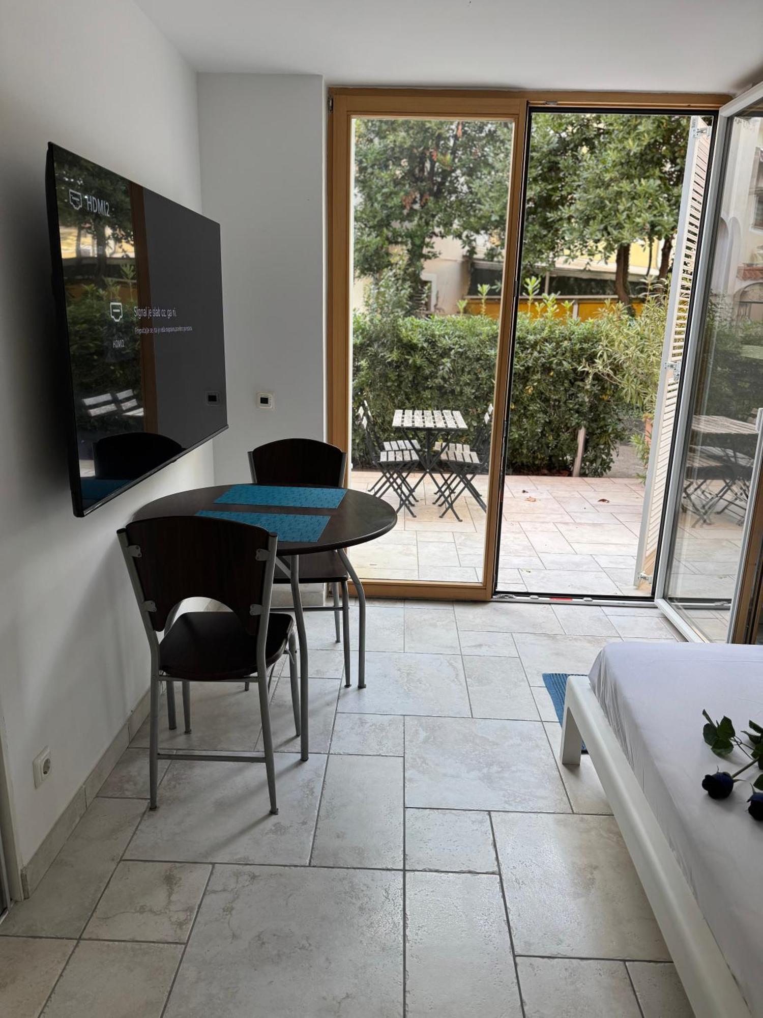 Anabella Apartment Izola Esterno foto